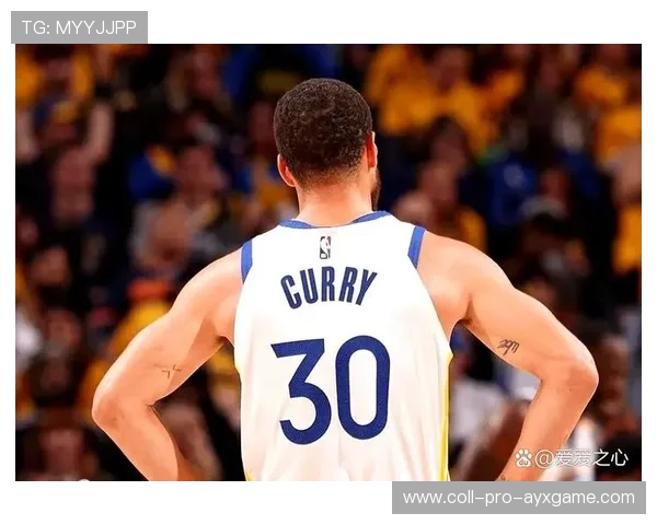 库里无球跑动制造空间