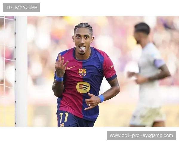 拉菲尼亚低射命中巴萨再添一球